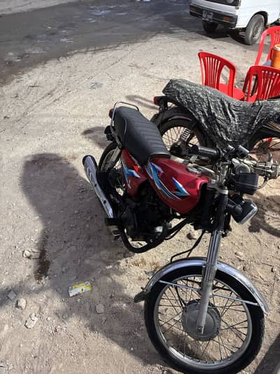 Unique 125 Motorcycle