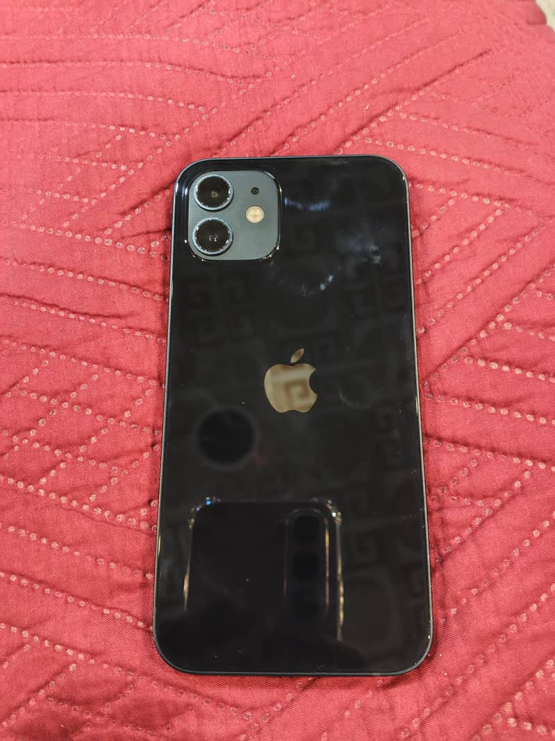 Apple iPhone 12 6