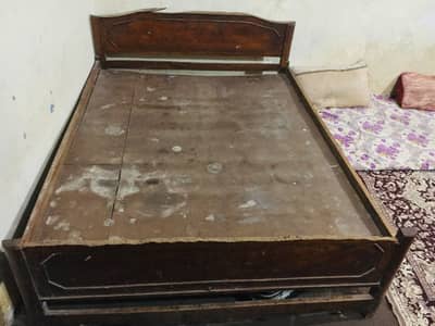 Full size double bed
