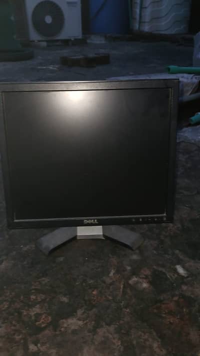 monitor with stand for sale