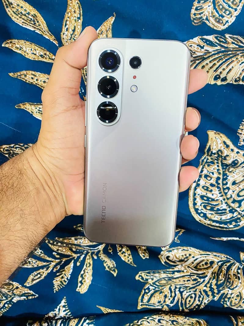 Tecno camon 50 Pro 0