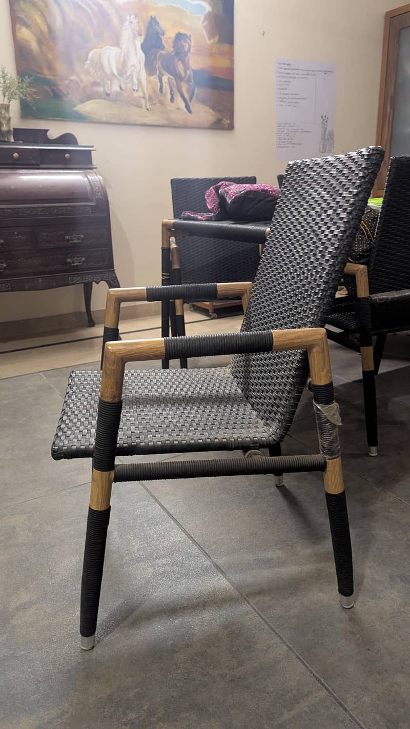 6 seater dining table 2