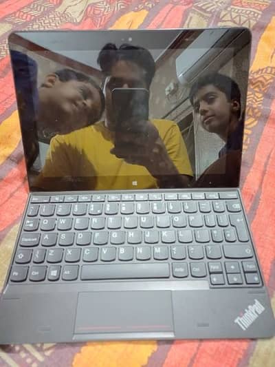Lenovo Thinkpad Windows tablet