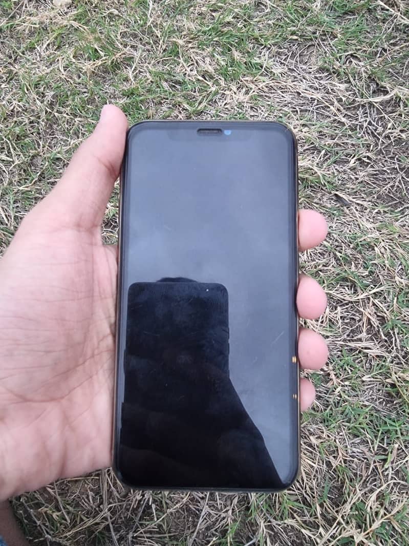 Iphone 11 Pro (NON) 5