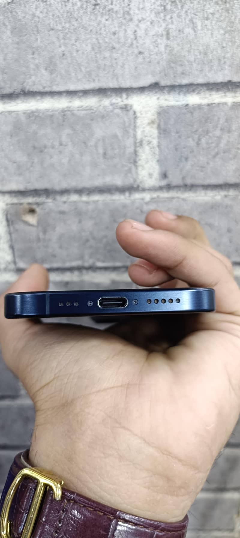 Apple iPhone 15 Pro 3