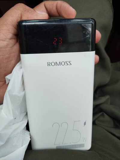 ROMOS ORIGINAL POWERBANK AVAILABLE