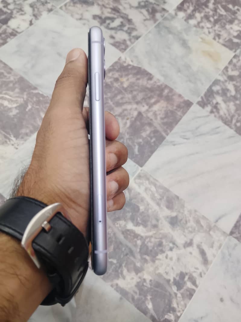 Apple iPhone 11 2