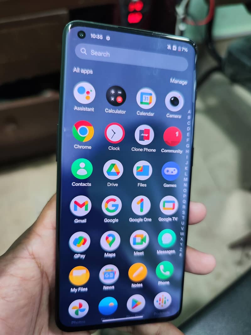 One Plus 10 Pro 4