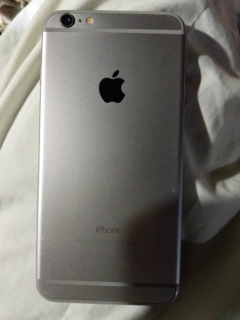Apple iPhone 6 Plus 0
