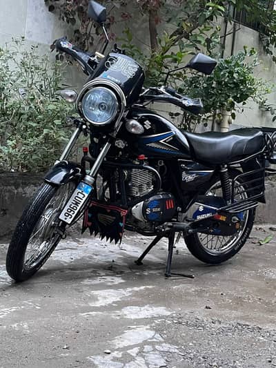 Suzuki GS 150 2024 | Like New | Only 11'000 KM | Tour Bike