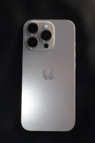 Apple iPhone 16 Pro