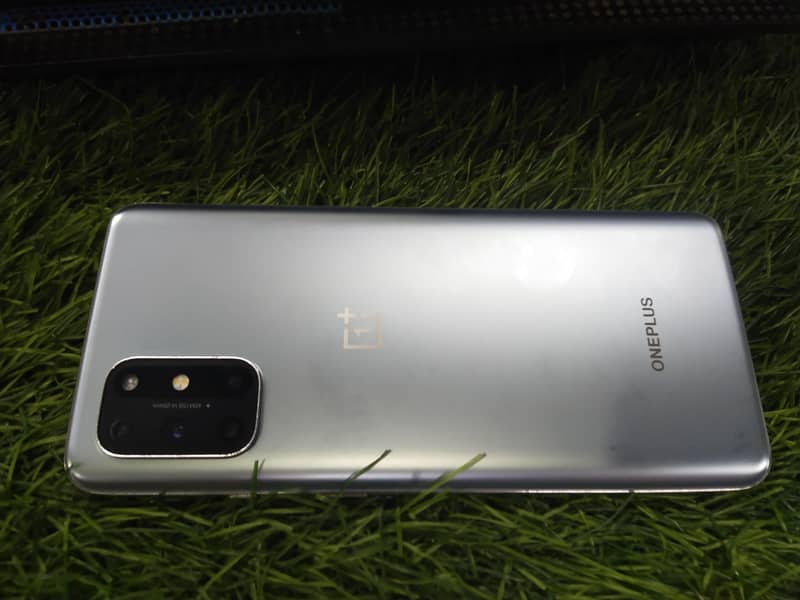 One Plus 8T 0