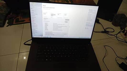 8/10 condition Dell XPS 15 9550
