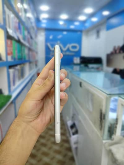Apple iPhone 11 MDM