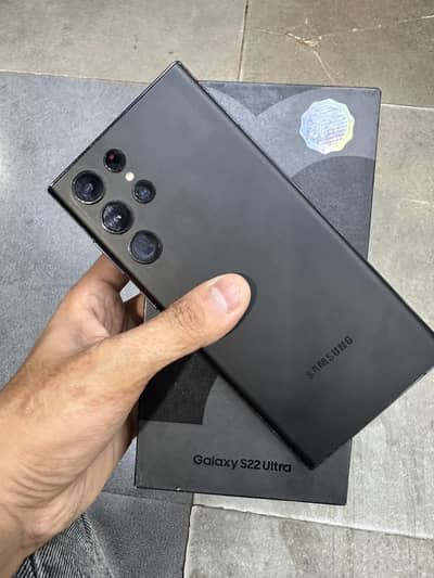 Samsung s22 ultra with box official approved 12/256