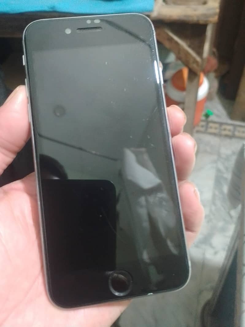 Apple iPhone 6 4