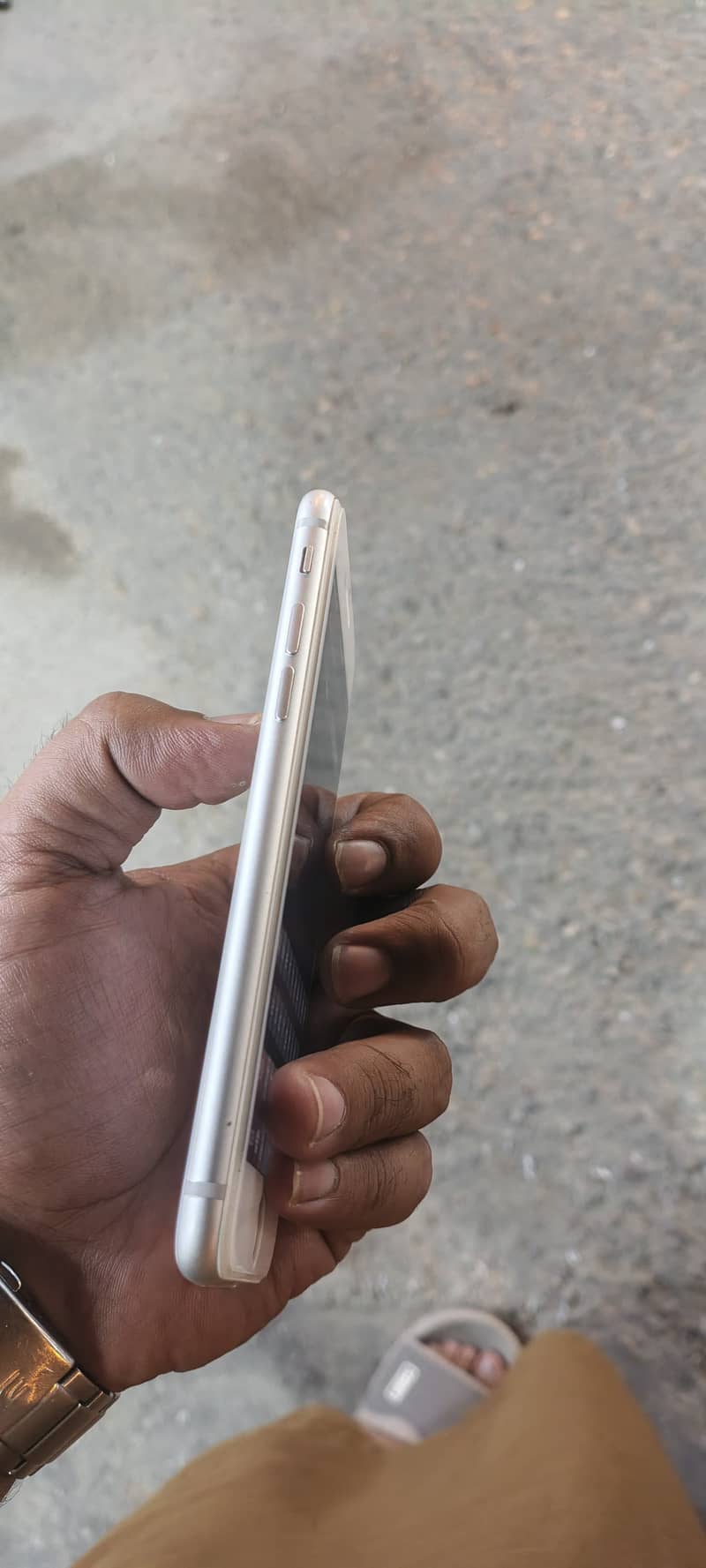 iPhone 8 3