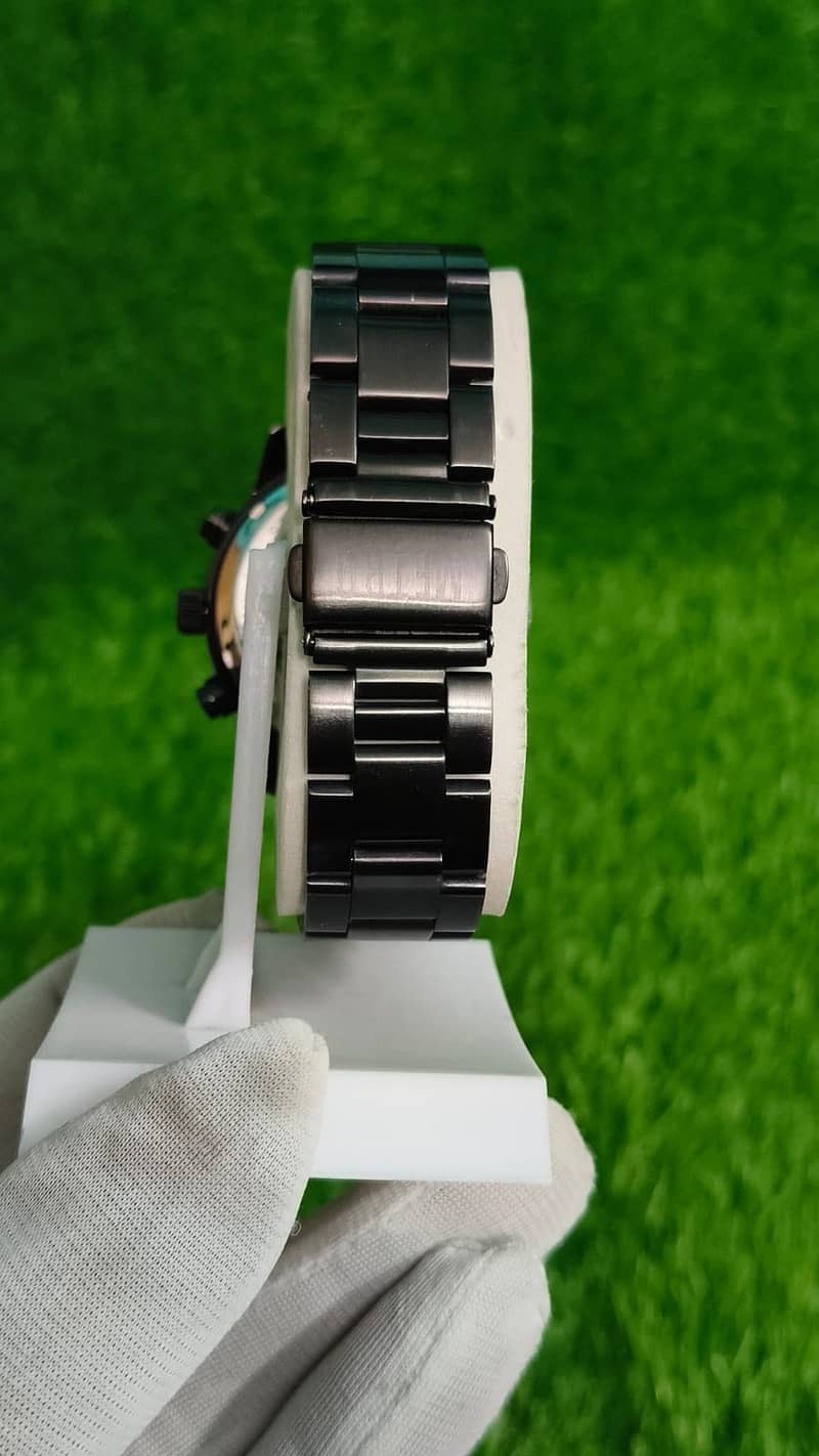 Skeleton Automatic 6
