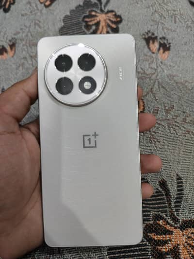 One Plus 13R
