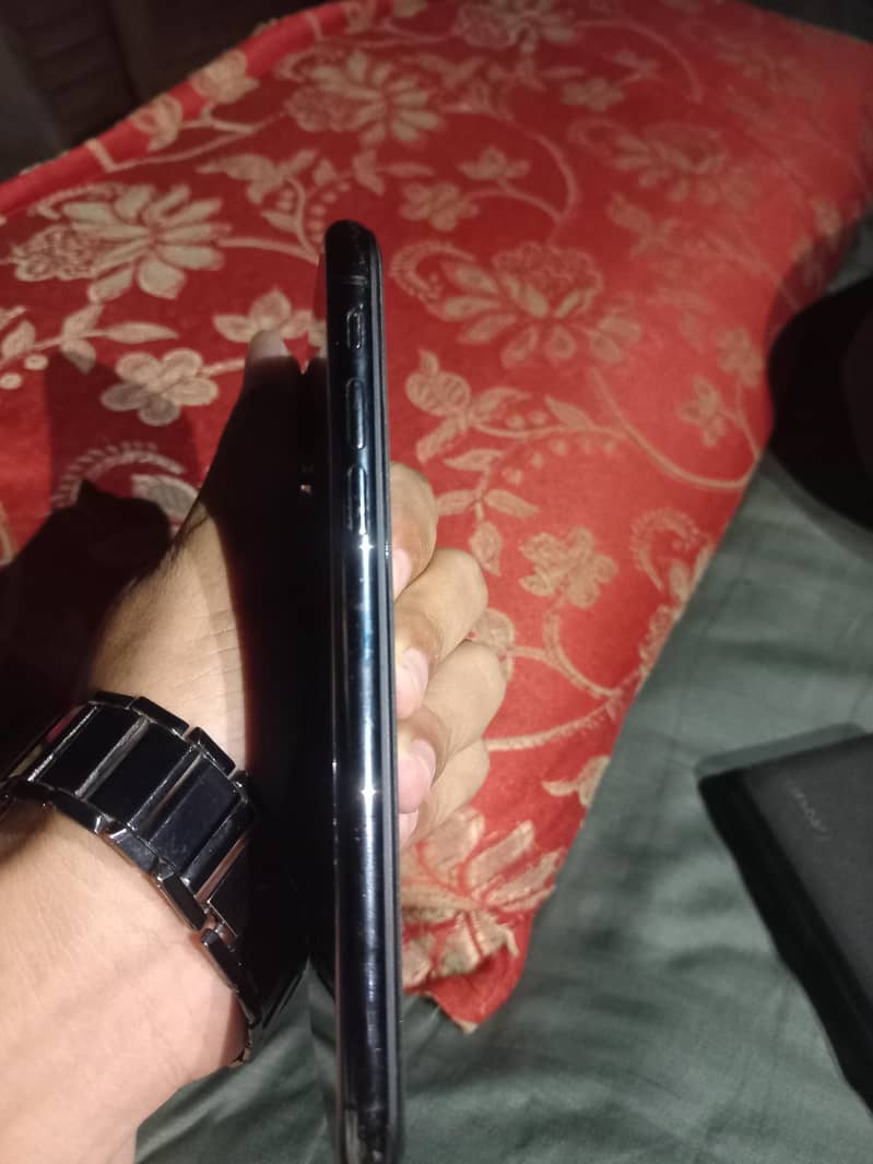 Apple iPhone X 2