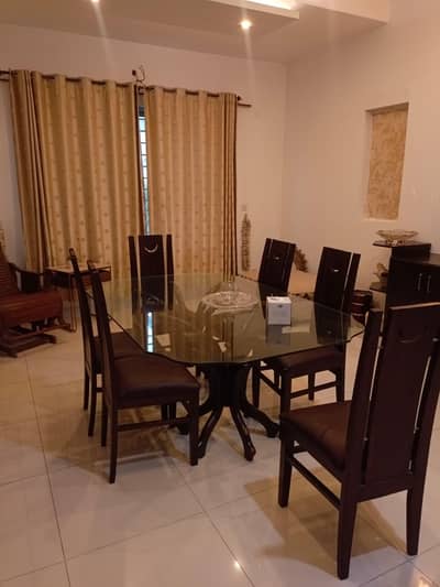 Dining Table with 6 Dining chairs