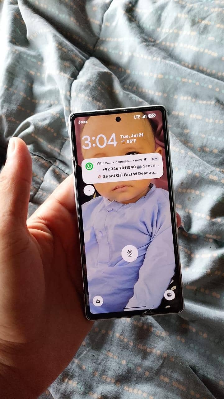 Google Pixel 7a 1
