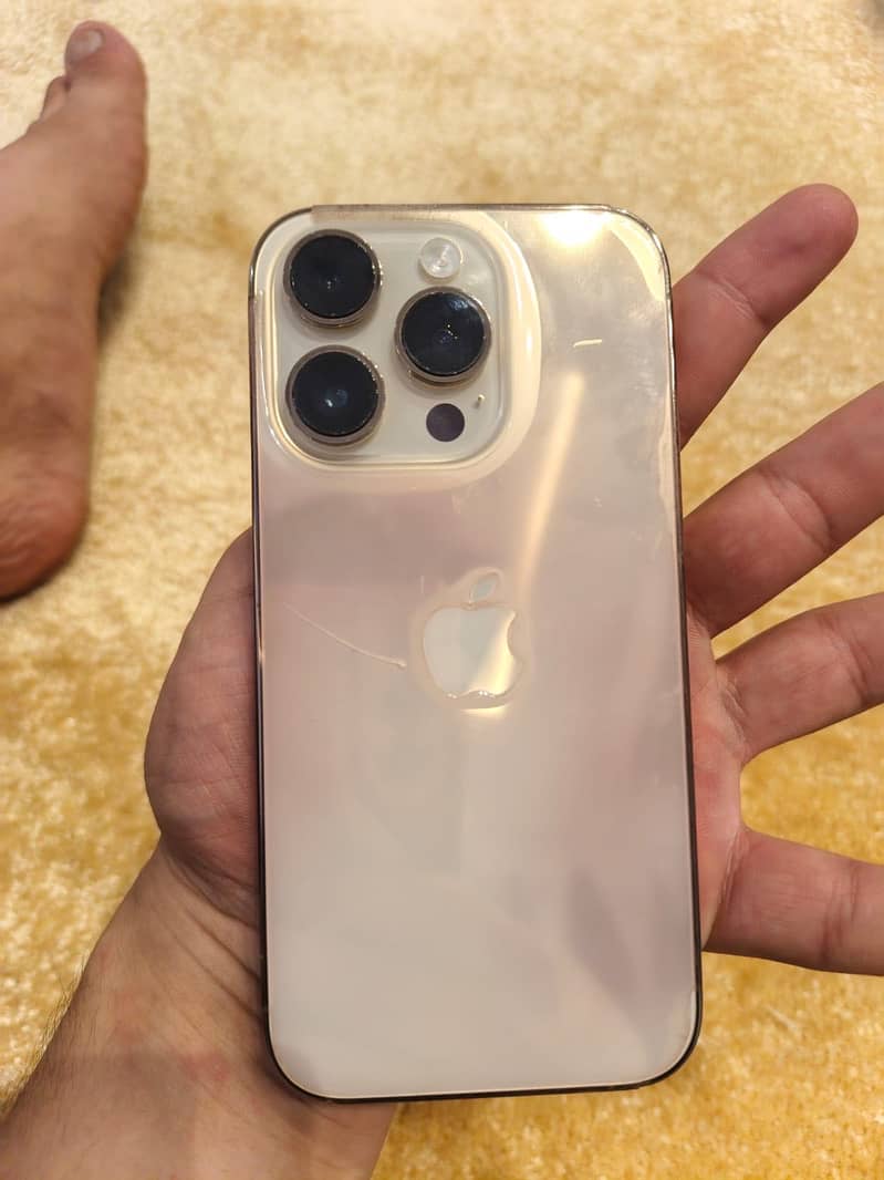 iPhone 0