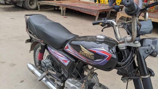 2022 model first owner dono number plate all ok bike saf sutari bike h