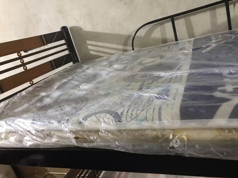 Double bed  11