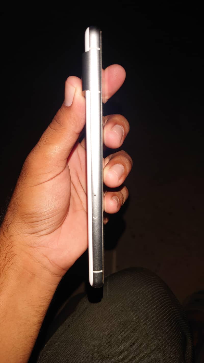 Google Pixel 7 2