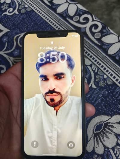 I phone xs goldan