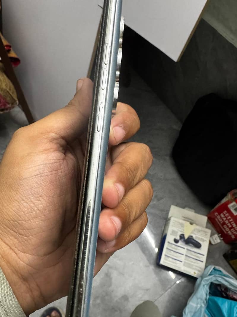 Tecno CAMON 40 Pro 0