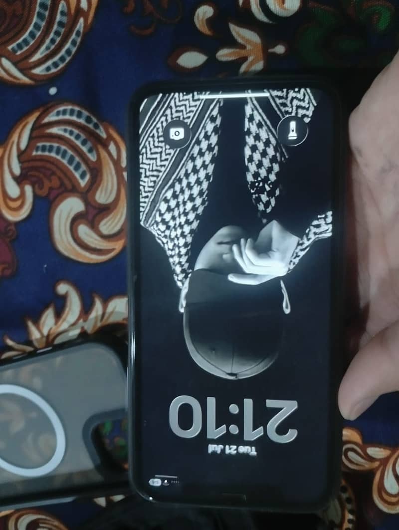 iPhone 11 0