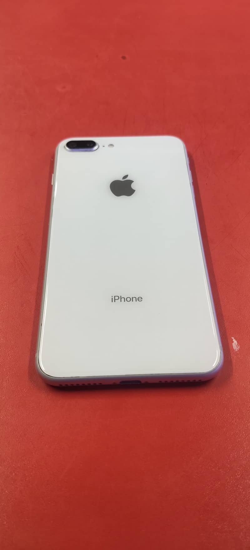 Apple iPhone 8 Plus 6