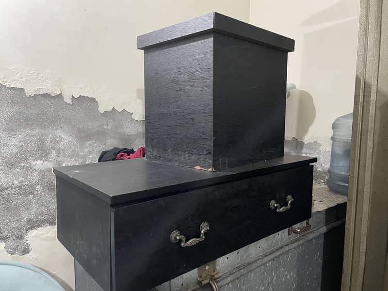 Solid Wooden Bed with one side table and 1 dressing drawer 4