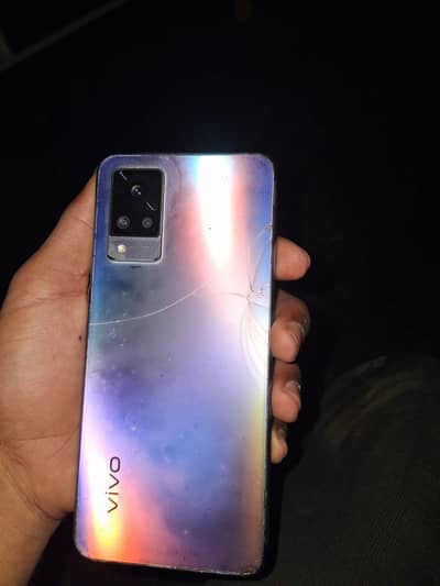 Vivo V21
