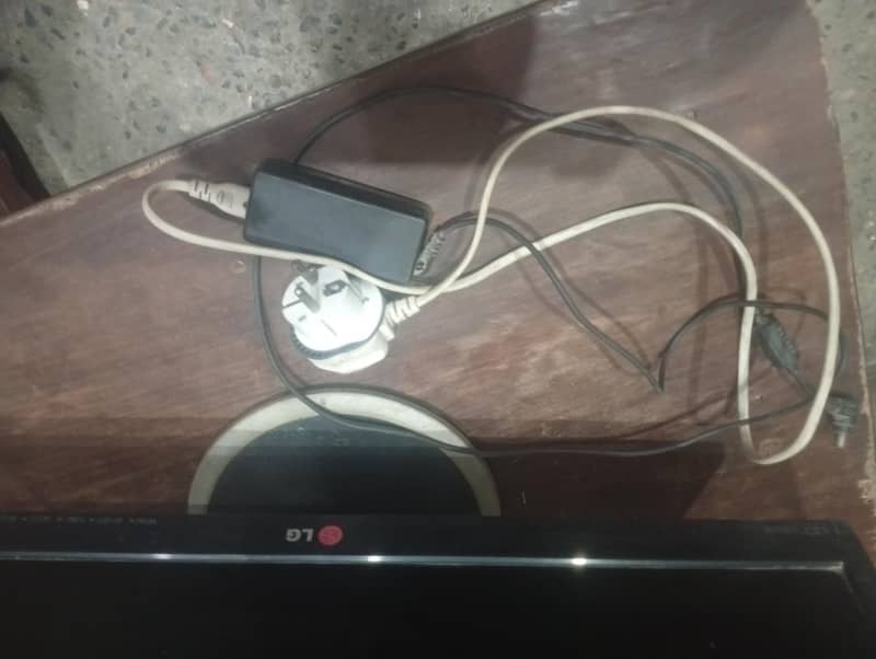 LG LCD 3