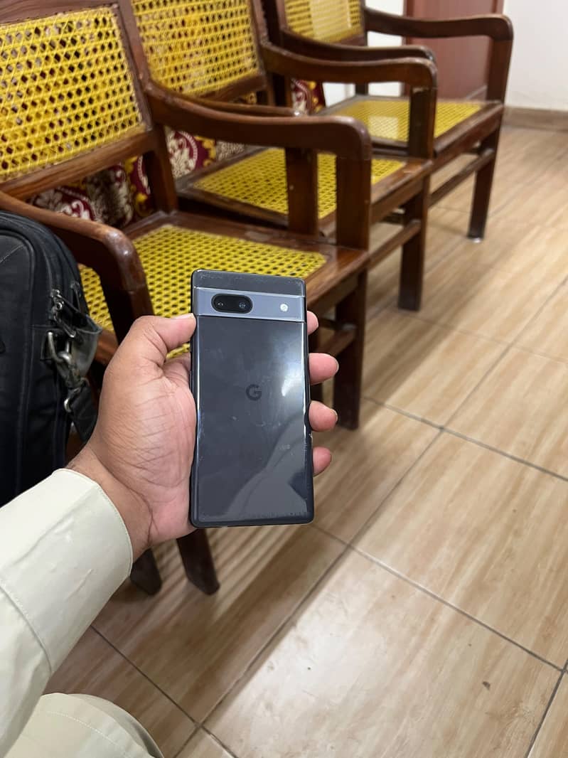 Google Pixel 7a 2