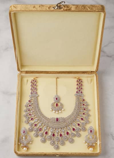 Beautiful Bridal Set for Sale