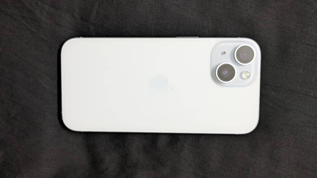 Apple iPhone 15 2
