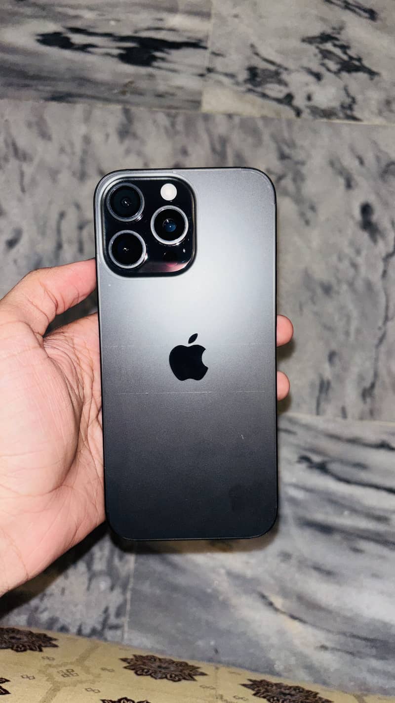 Iphone 16 pro max 0