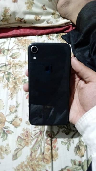 Apple iPhone XR