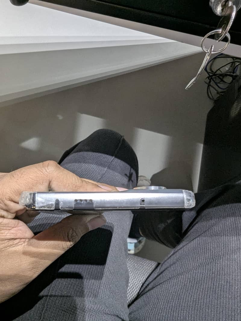Tecno CAMON 40 Pro 4