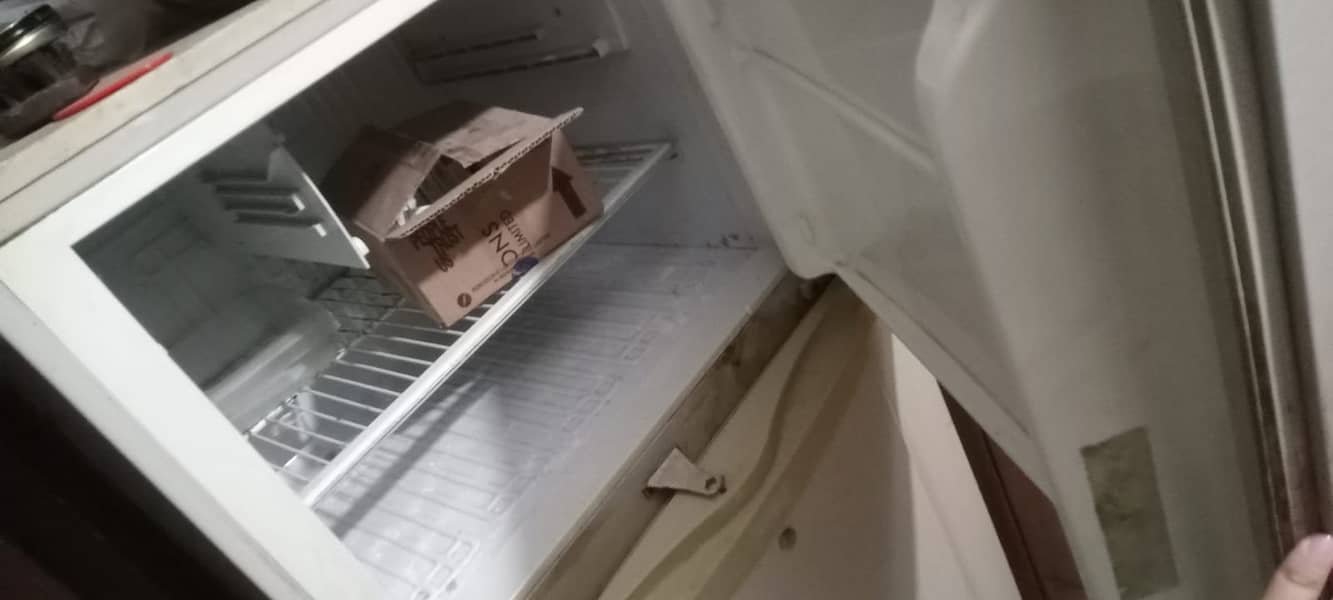 Refrigerator 3