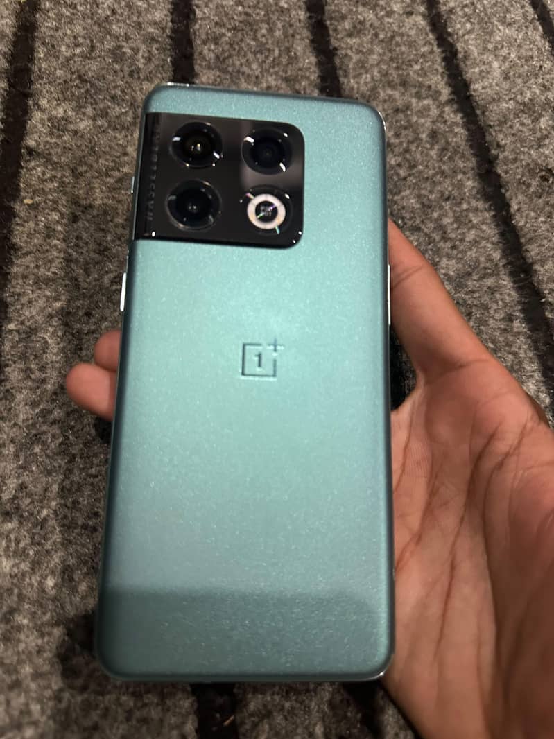 One Plus 10 Pro 0