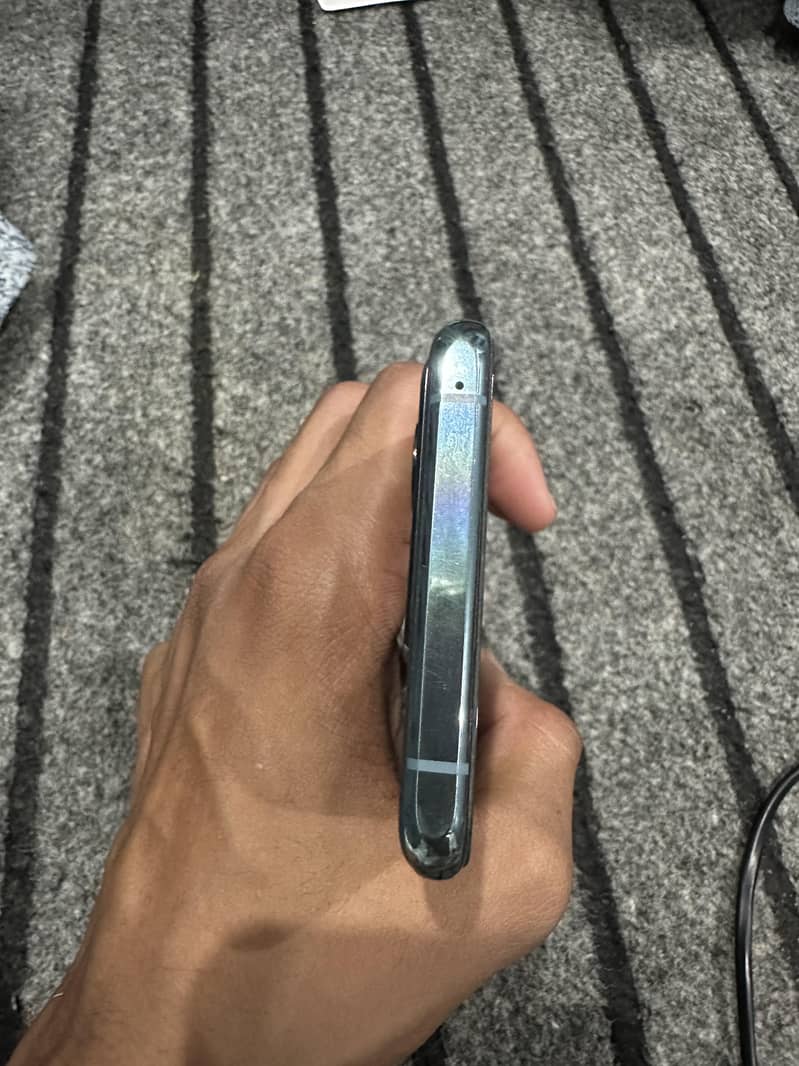 One Plus 10 Pro 7