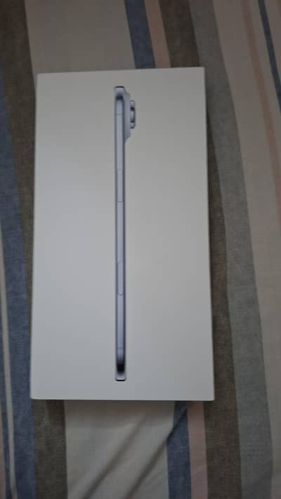 I Phone Air 17