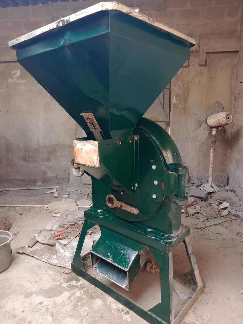 Atta Chakki / Flour Grinder/Cutter 1