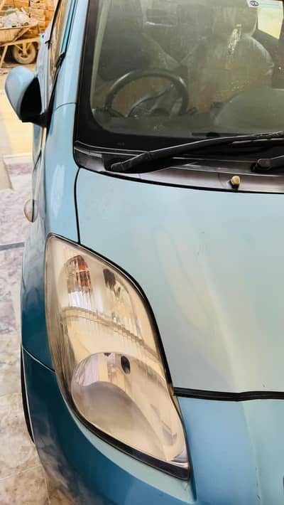 Toyota Vitz 2005
