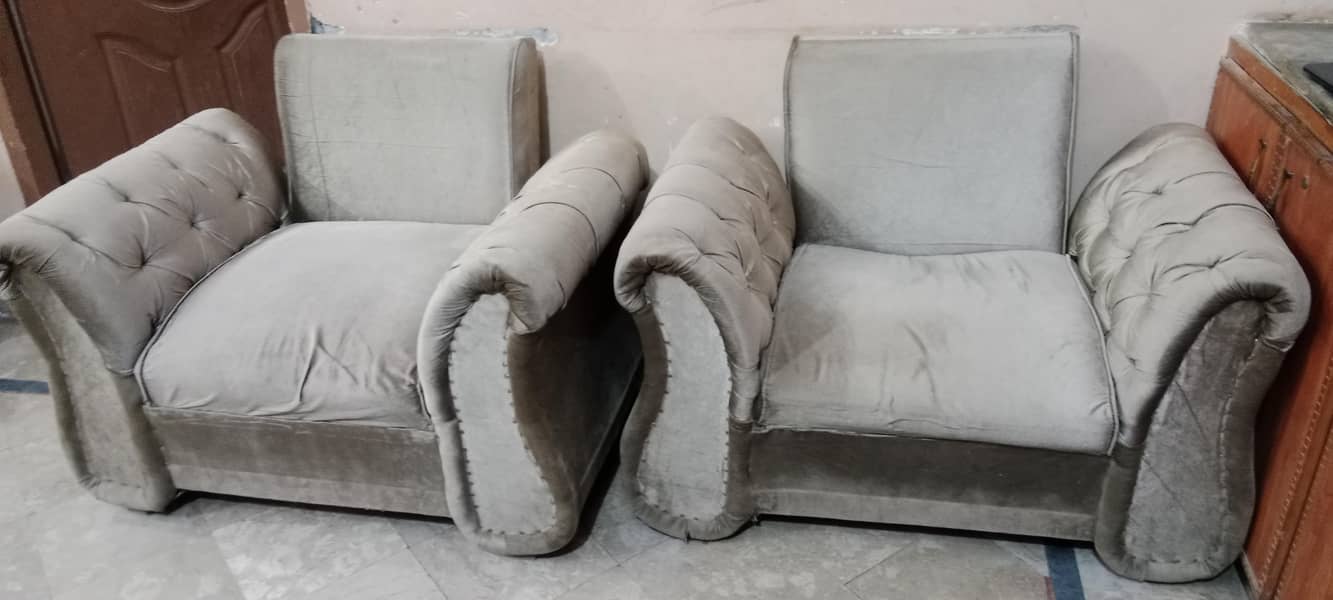 9/10 condition sofa set 0